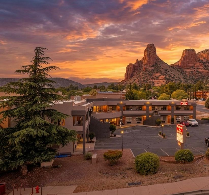 A boutique hotel near Bell Rock with red-rock views and convenient access to Sedona trails.